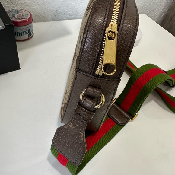 GUCCI BIG G MESSENGER BAG - Picture 3 of 6